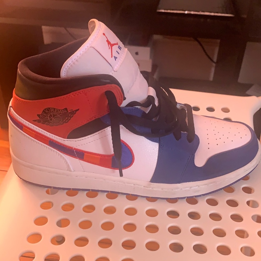 Jordan 1 Mid Multi-Color Swoosh
